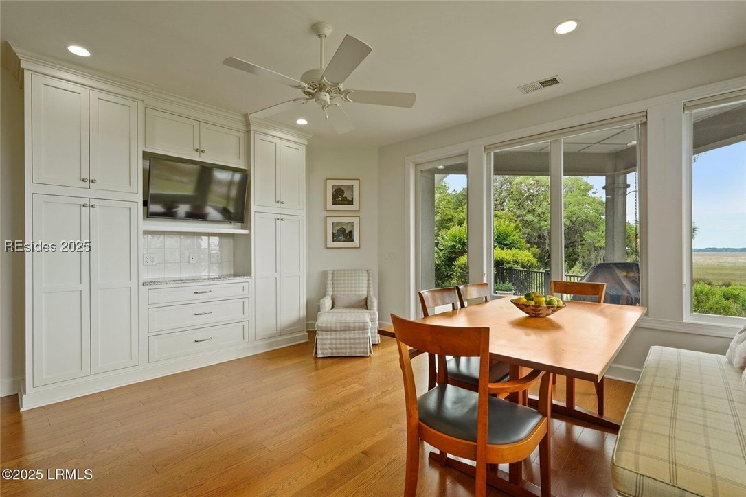 Saint Helena Island, South Carolina 29920, United States, 4 Bedrooms Bedrooms, ,5 BathroomsBathrooms,Residential,Active,128832