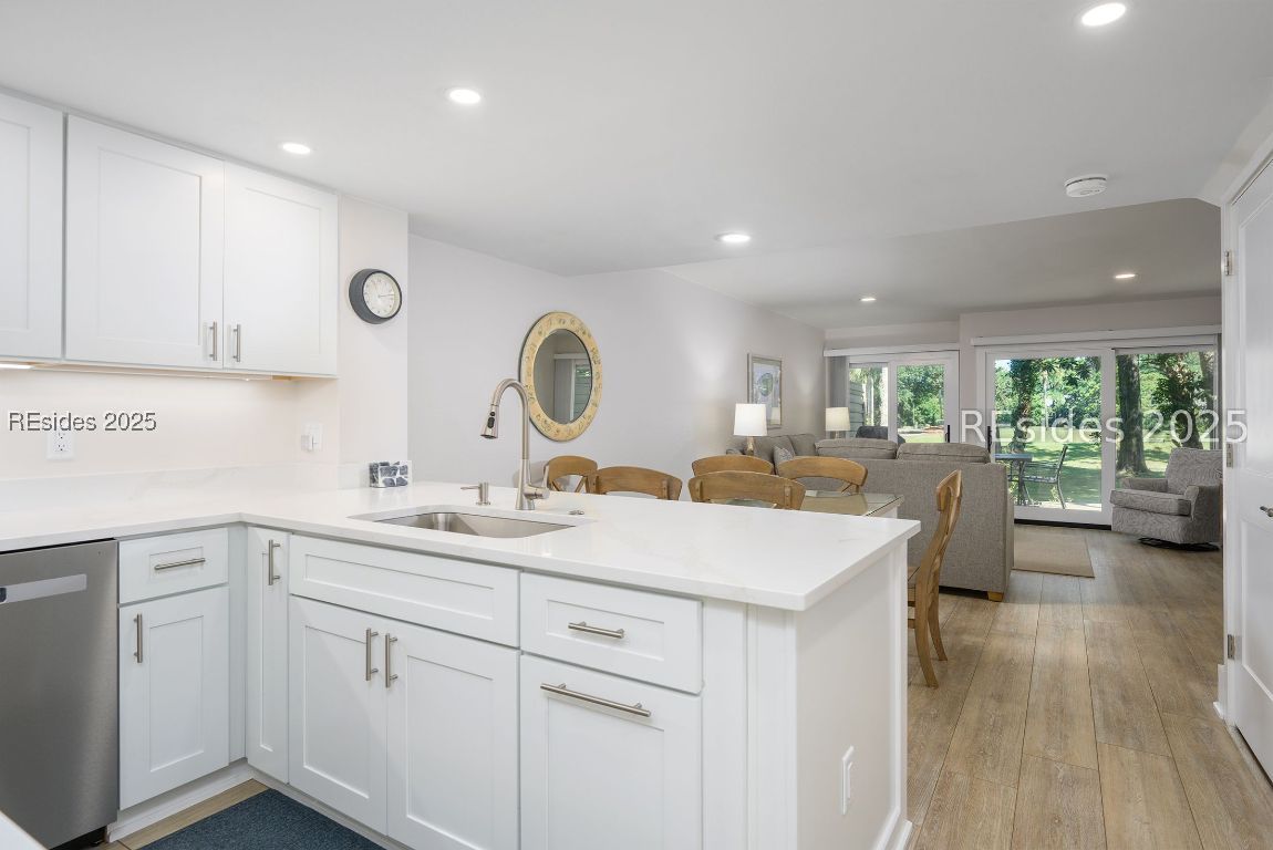 Hilton Head Island, South Carolina 29928, United States, 2 Bedrooms Bedrooms, ,3 BathroomsBathrooms,Residential,Active,204438