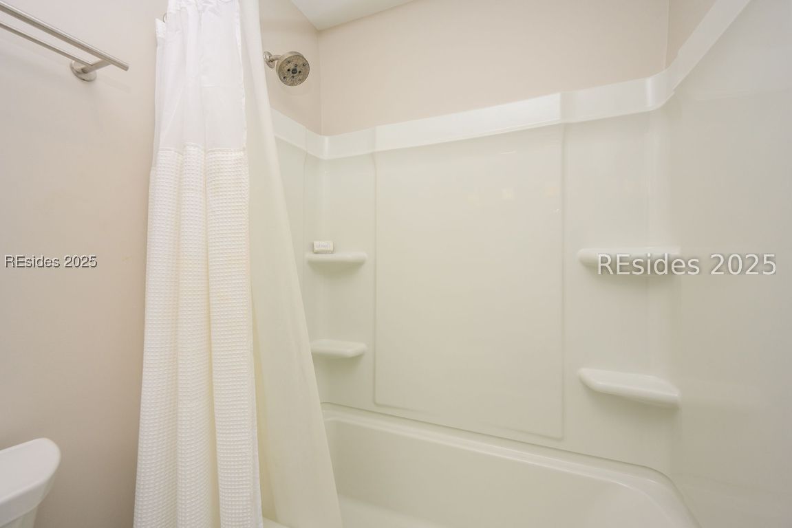 Hilton Head Island, South Carolina 29928, United States, 2 Bedrooms Bedrooms, ,3 BathroomsBathrooms,Residential,Active,204438