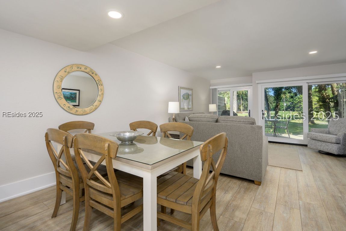 Hilton Head Island, South Carolina 29928, United States, 2 Bedrooms Bedrooms, ,3 BathroomsBathrooms,Residential,Active,204438