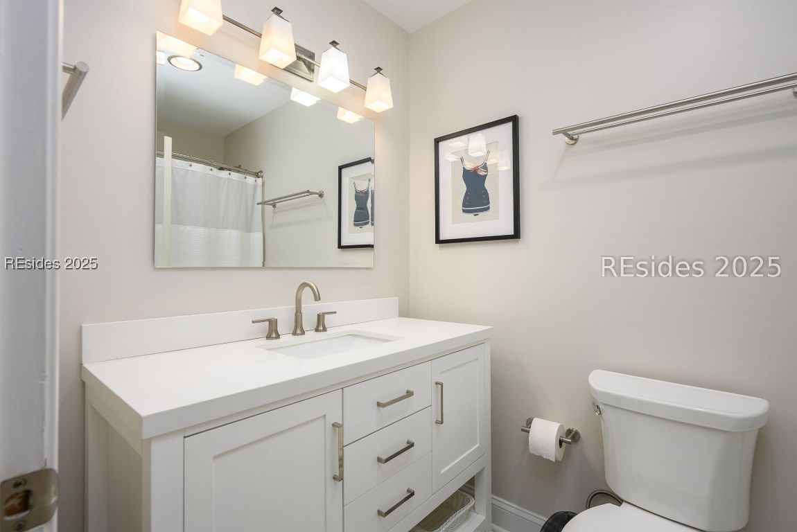 Hilton Head Island, South Carolina 29928, United States, 2 Bedrooms Bedrooms, ,3 BathroomsBathrooms,Residential,Active,204438