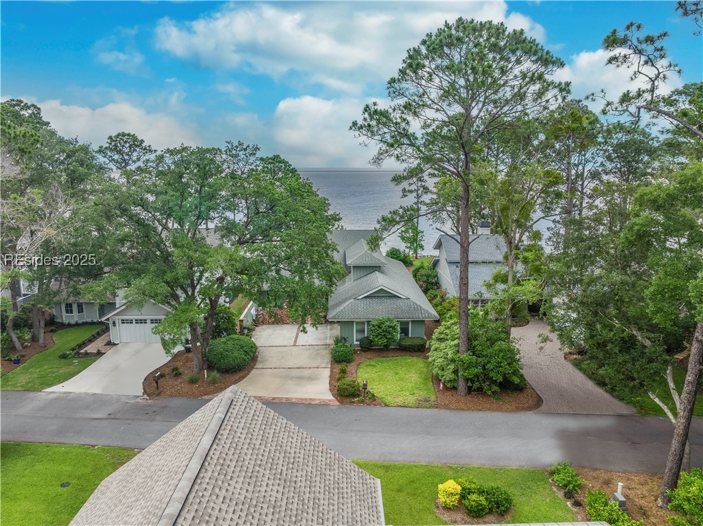 28 Dolphin Point Lane, Hilton Head Island, South Carolina image 2