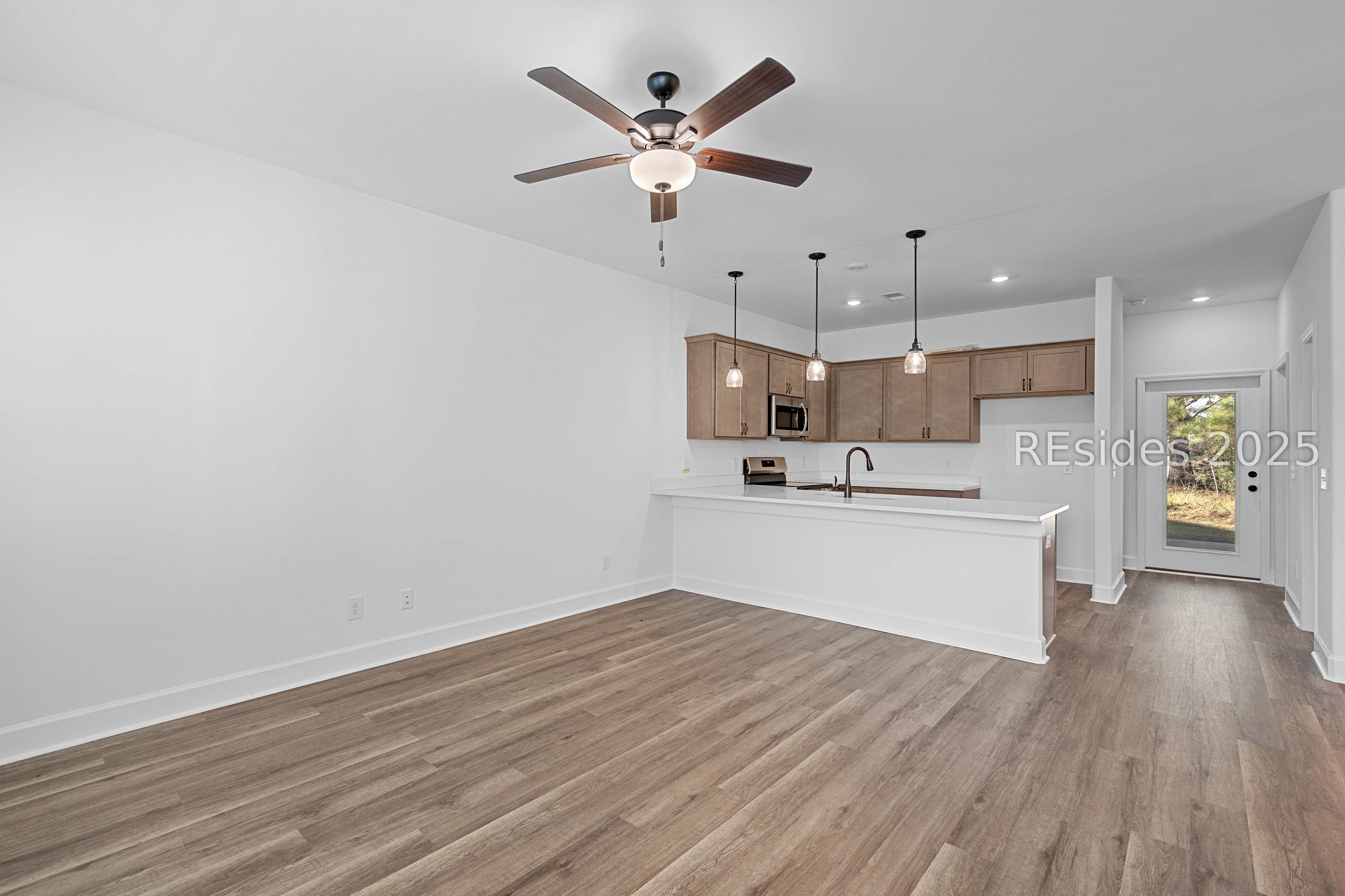 Ridgeland, South Carolina 29936, United States, 3 Bedrooms Bedrooms, ,3 BathroomsBathrooms,Residential,Active,76701