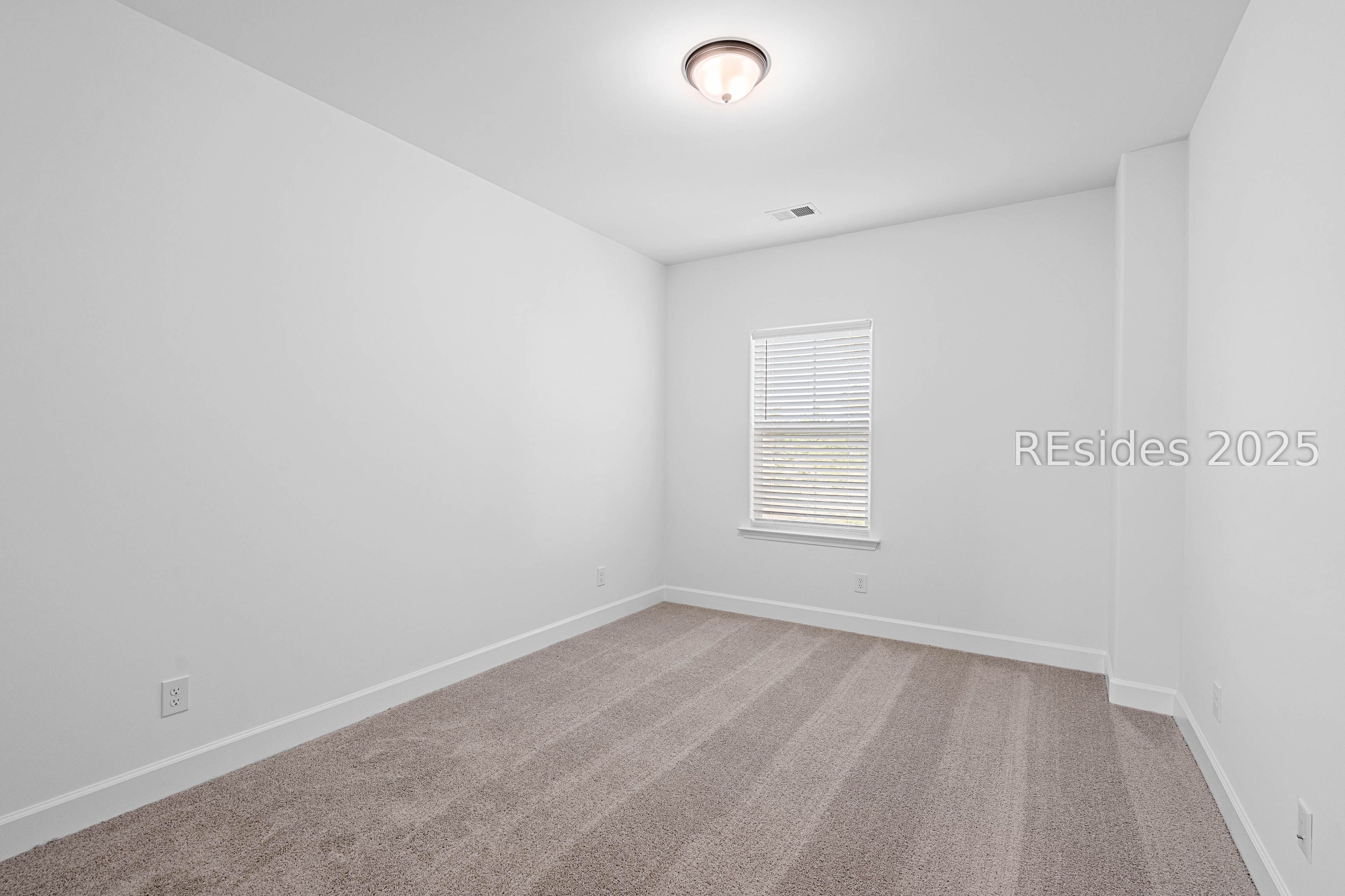 Ridgeland, South Carolina 29936, United States, 3 Bedrooms Bedrooms, ,3 BathroomsBathrooms,Residential,Active,76701