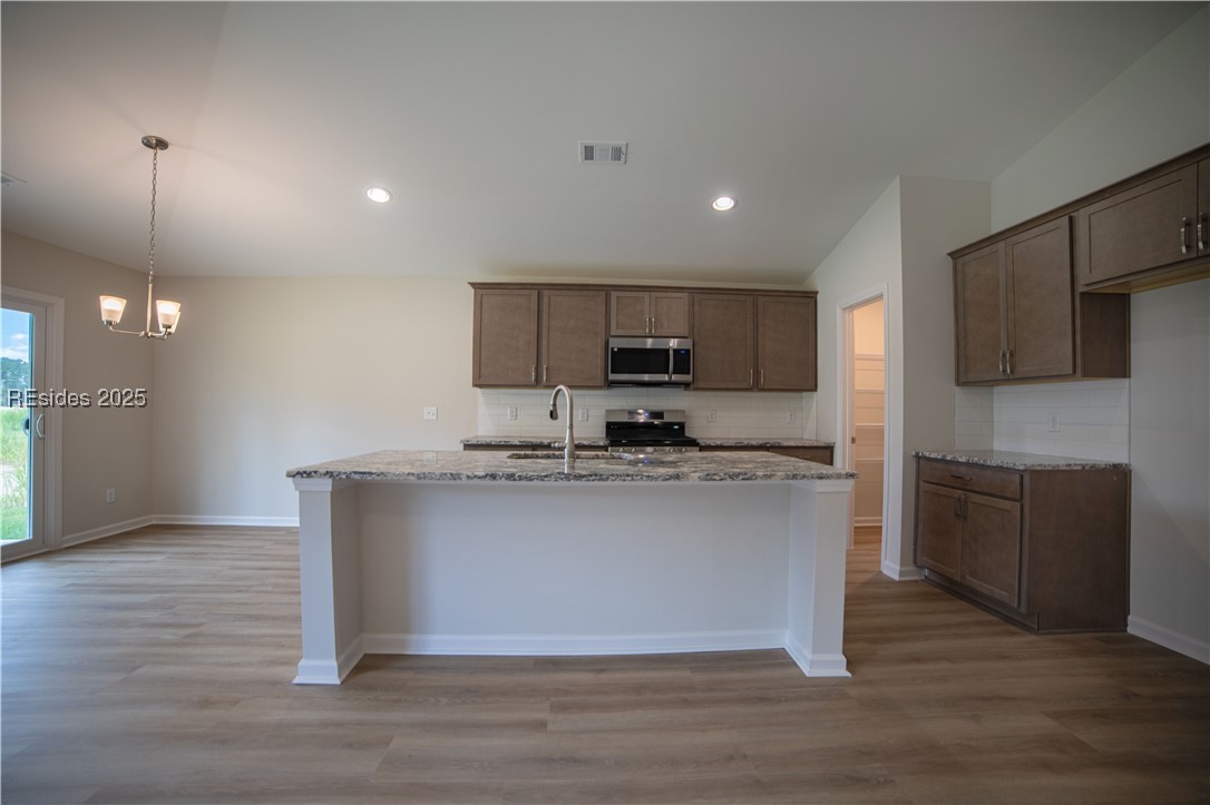 215 Founders Walk, Bluffton, South Carolina image 4