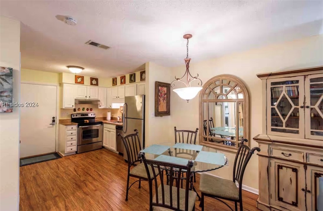 45 Folly Field Road #13E, Hilton Head Island, South Carolina image 4