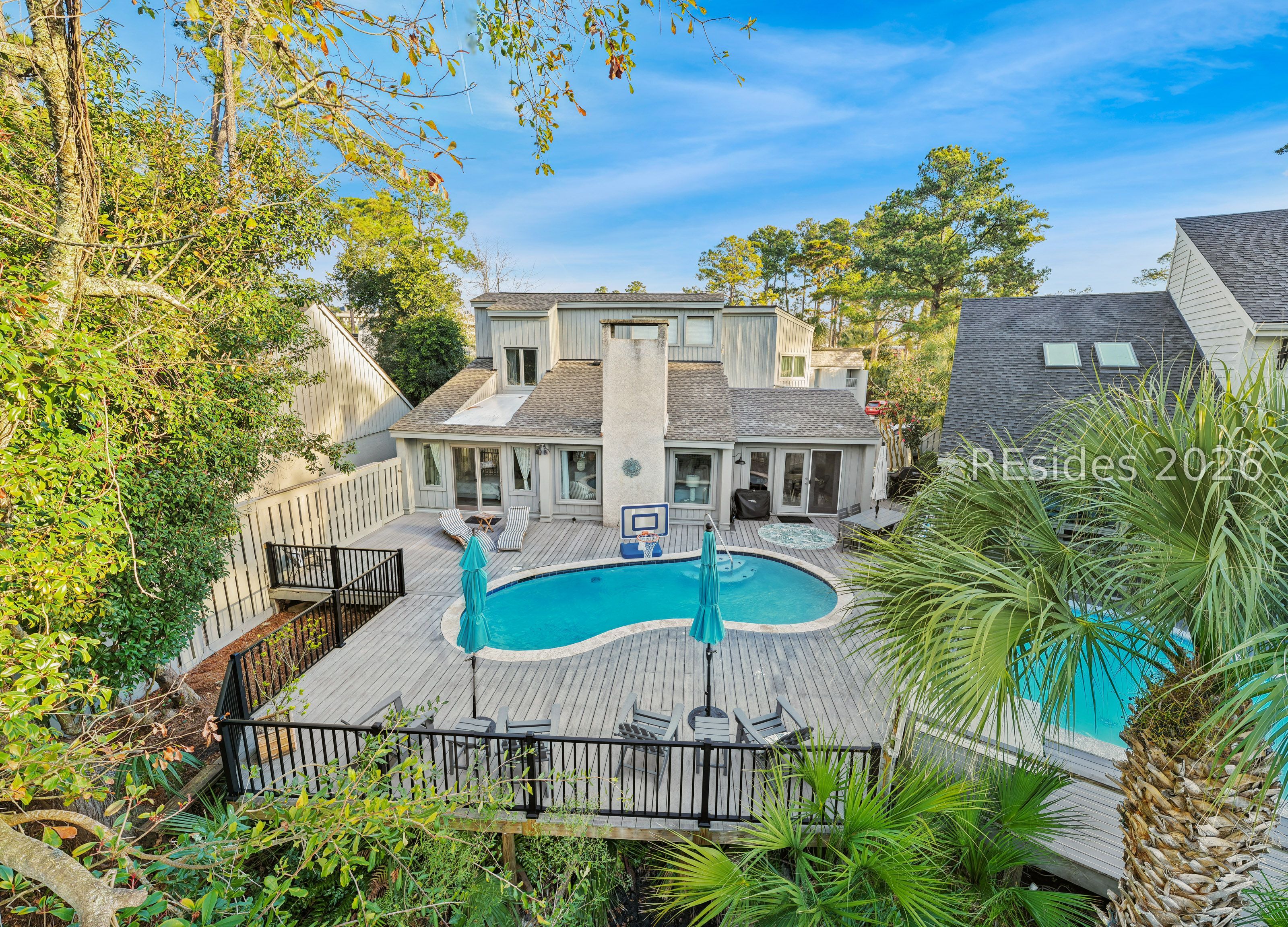 8 Windjammer Court