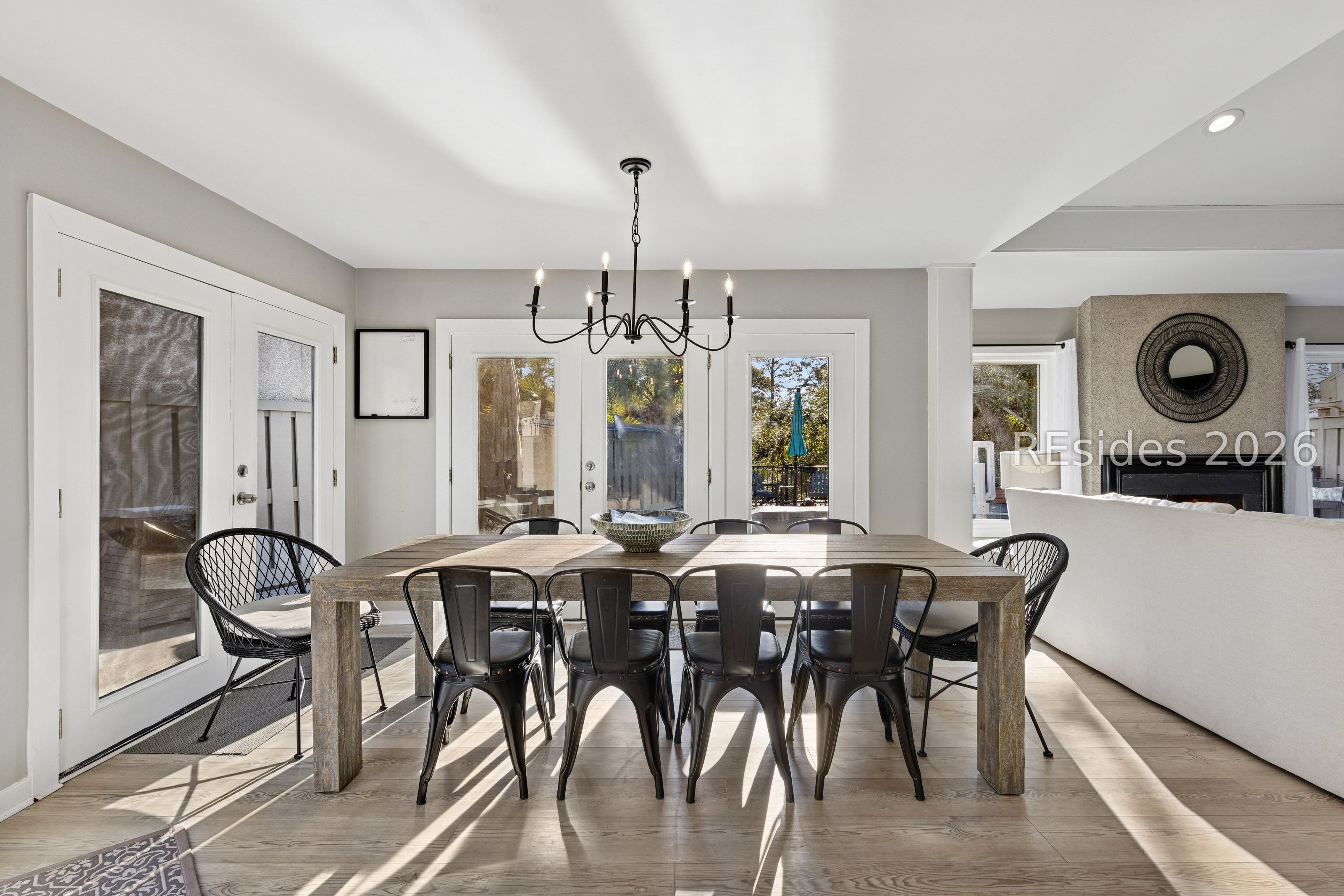 8 Windjammer Court