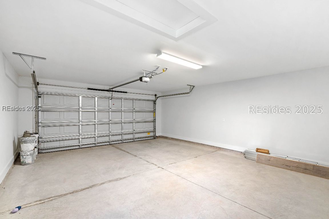 Beaufort, South Carolina 29907, United States, 4 Bedrooms Bedrooms, ,3 BathroomsBathrooms,Residential,Active,218987