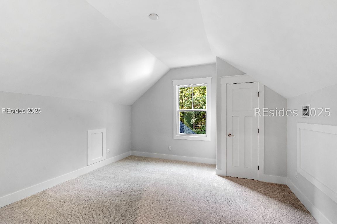 Beaufort, South Carolina 29907, United States, 4 Bedrooms Bedrooms, ,3 BathroomsBathrooms,Residential,Active,218987