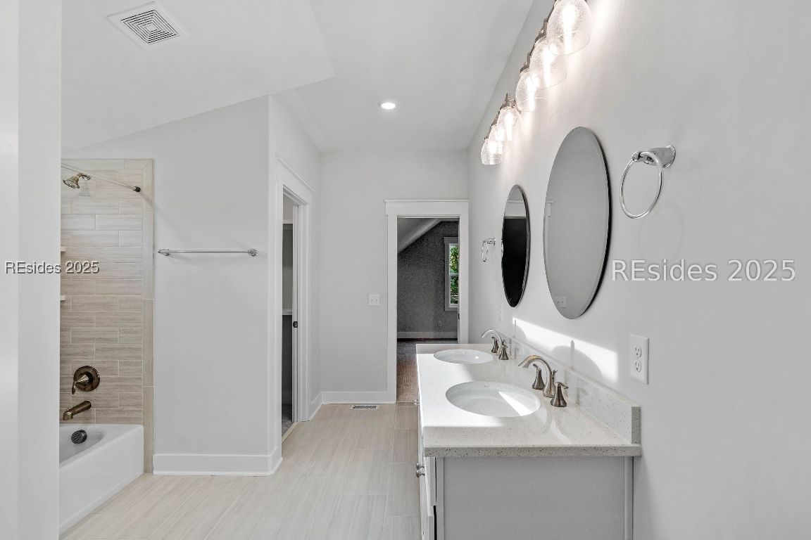 Beaufort, South Carolina 29907, United States, 4 Bedrooms Bedrooms, ,3 BathroomsBathrooms,Residential,Active,218987