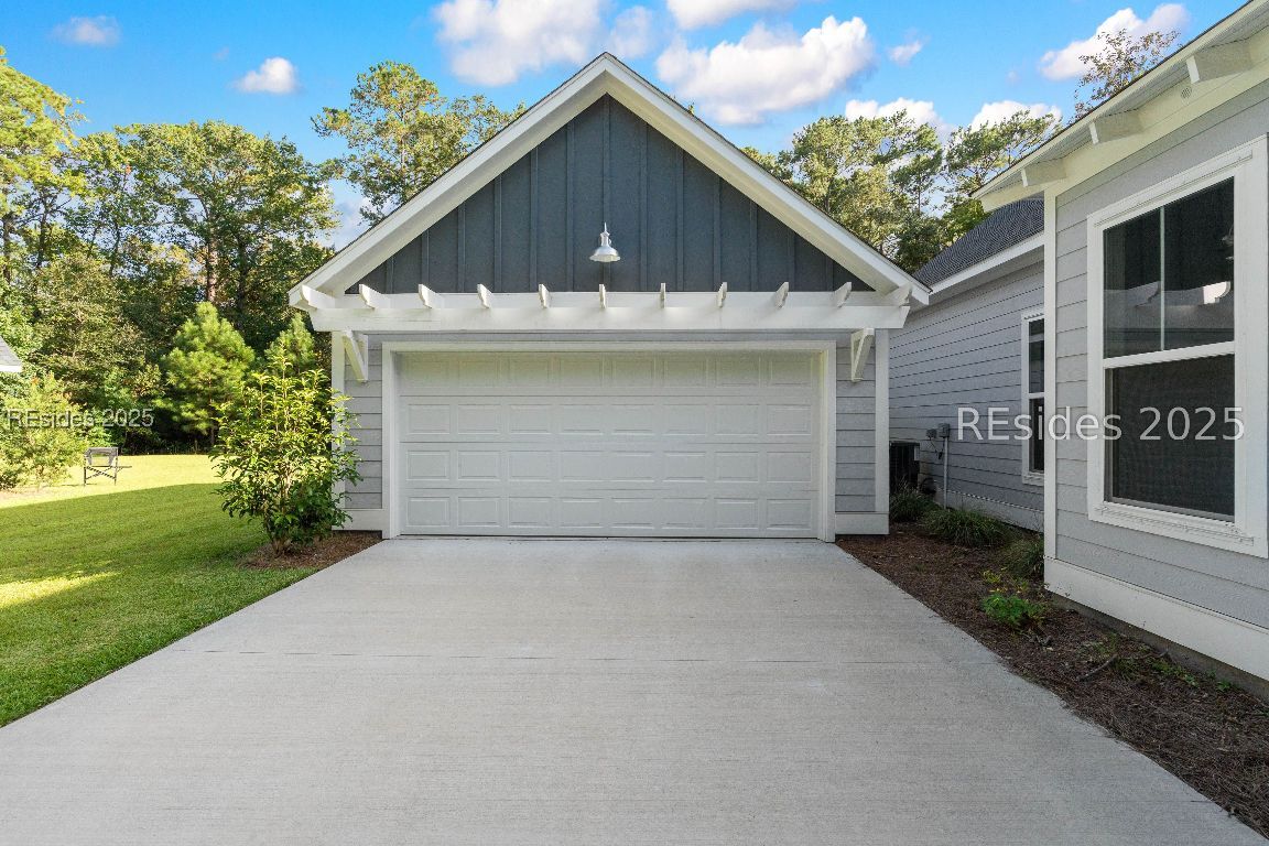 Beaufort, South Carolina 29907, United States, 4 Bedrooms Bedrooms, ,3 BathroomsBathrooms,Residential,Active,218987