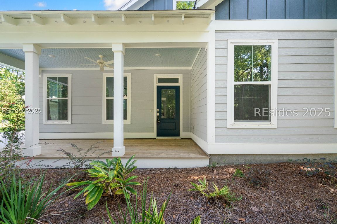 Beaufort, South Carolina 29907, United States, 4 Bedrooms Bedrooms, ,3 BathroomsBathrooms,Residential,Active,218987