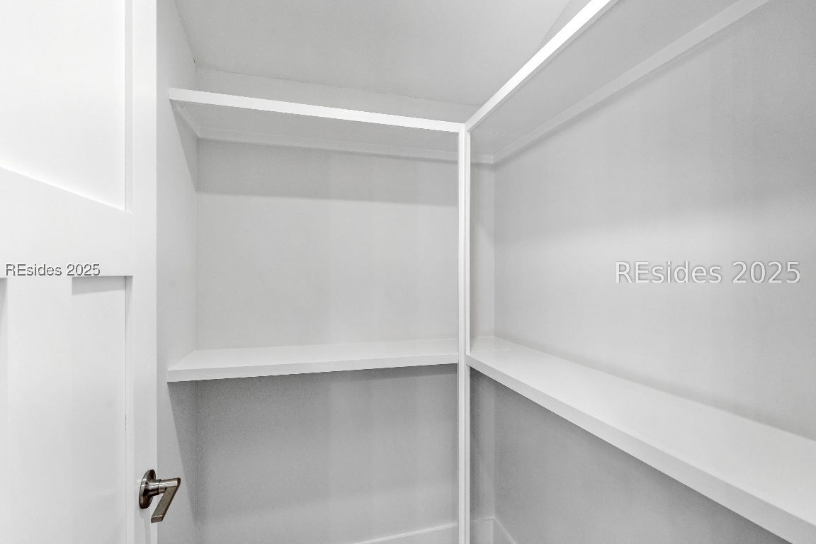 Beaufort, South Carolina 29907, United States, 4 Bedrooms Bedrooms, ,3 BathroomsBathrooms,Residential,Active,218987