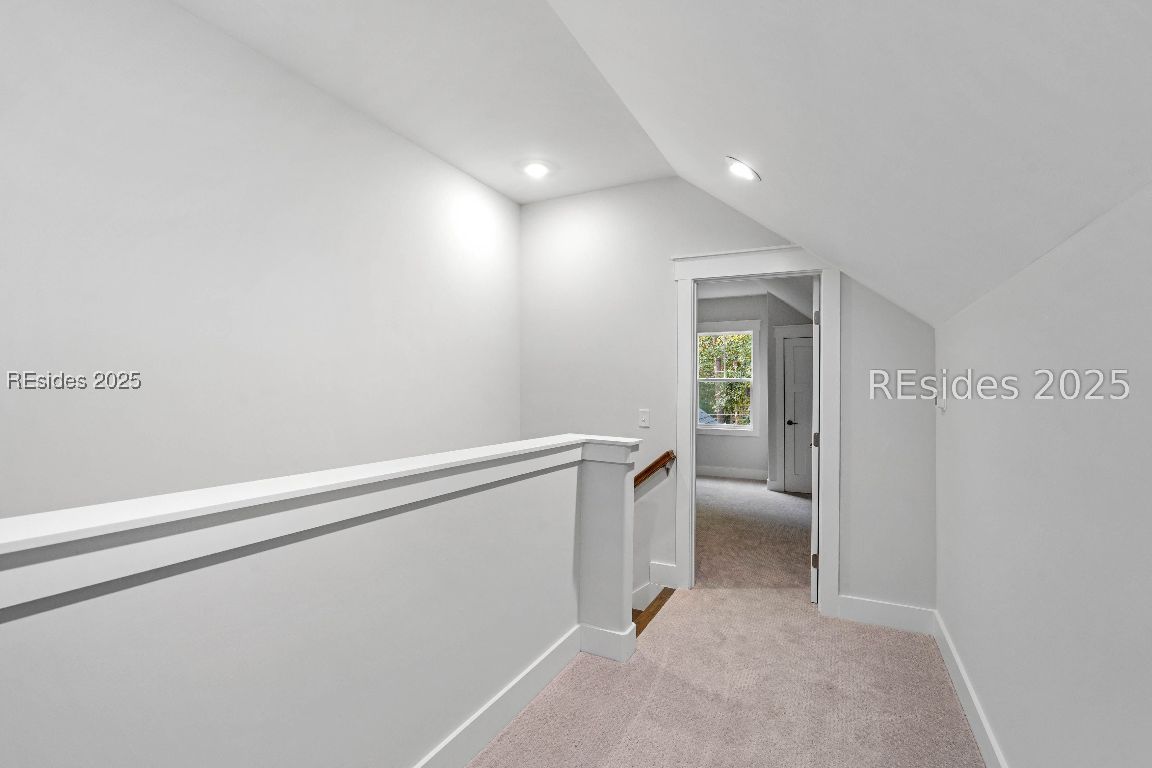 Beaufort, South Carolina 29907, United States, 4 Bedrooms Bedrooms, ,3 BathroomsBathrooms,Residential,Active,218987