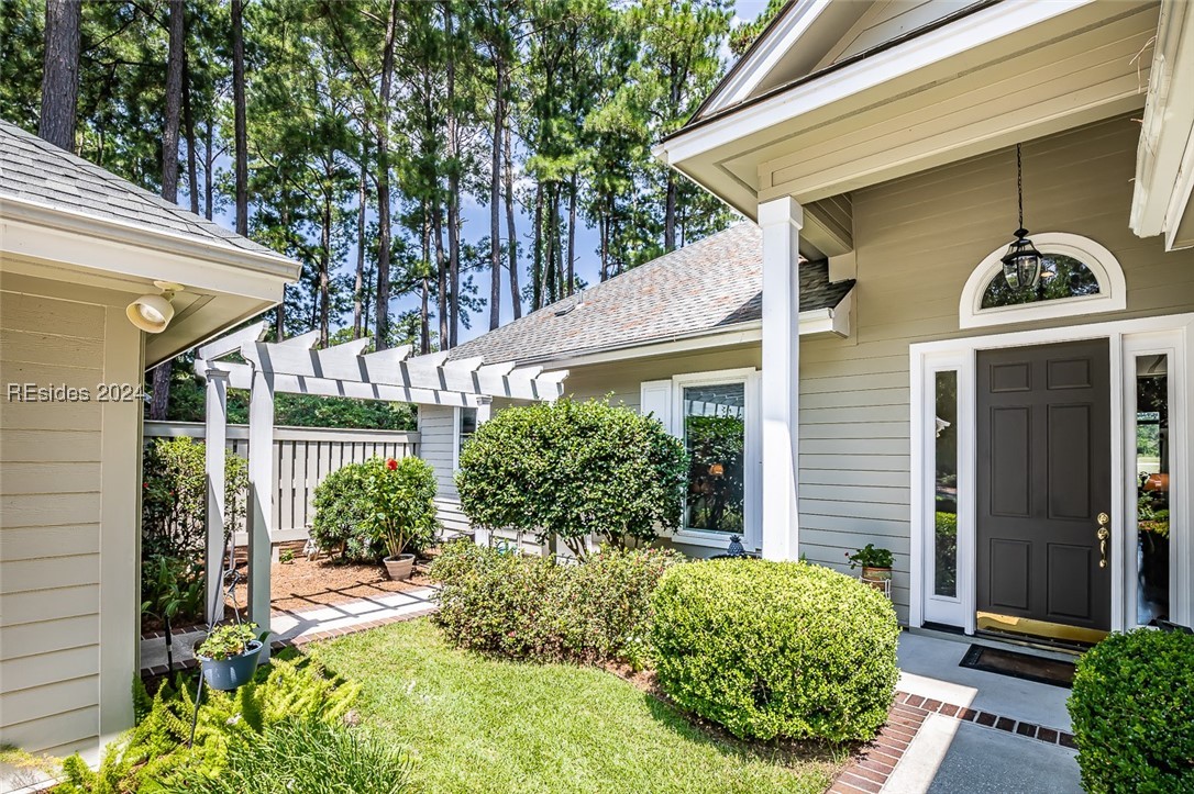 Saint Helena Island, South Carolina 29920, United States, 3 Bedrooms Bedrooms, ,2 BathroomsBathrooms,Residential,Pending,31328