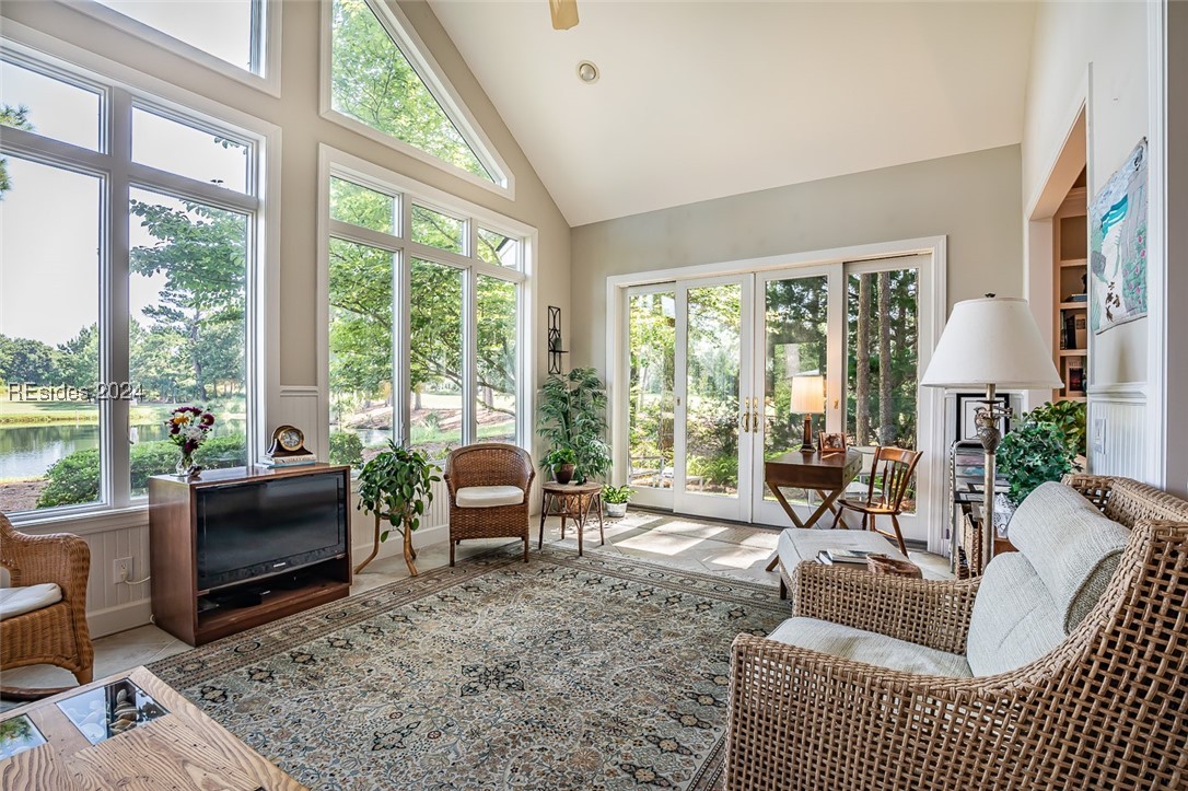 Saint Helena Island, South Carolina 29920, United States, 3 Bedrooms Bedrooms, ,2 BathroomsBathrooms,Residential,Pending,31328