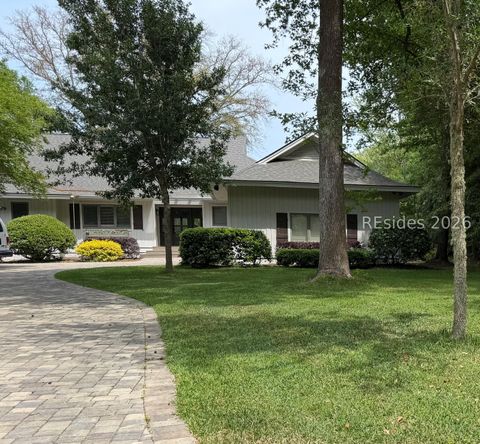 Homes For Sale - 10 Market Place Drive<br/> Hilton Head Island, SC 29928