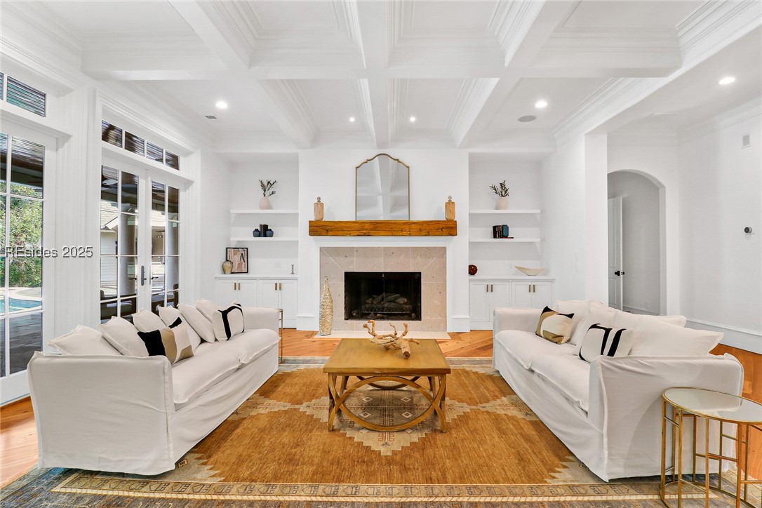 206 N Sea Pines Drive, Hilton Head Island, South Carolina image 4