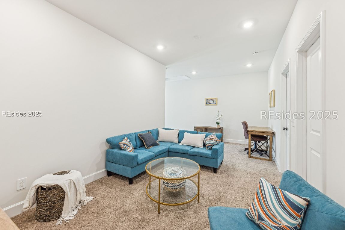 Ridgeland, South Carolina 29936, United States, 3 Bedrooms Bedrooms, ,3 BathroomsBathrooms,Residential,Active,212644