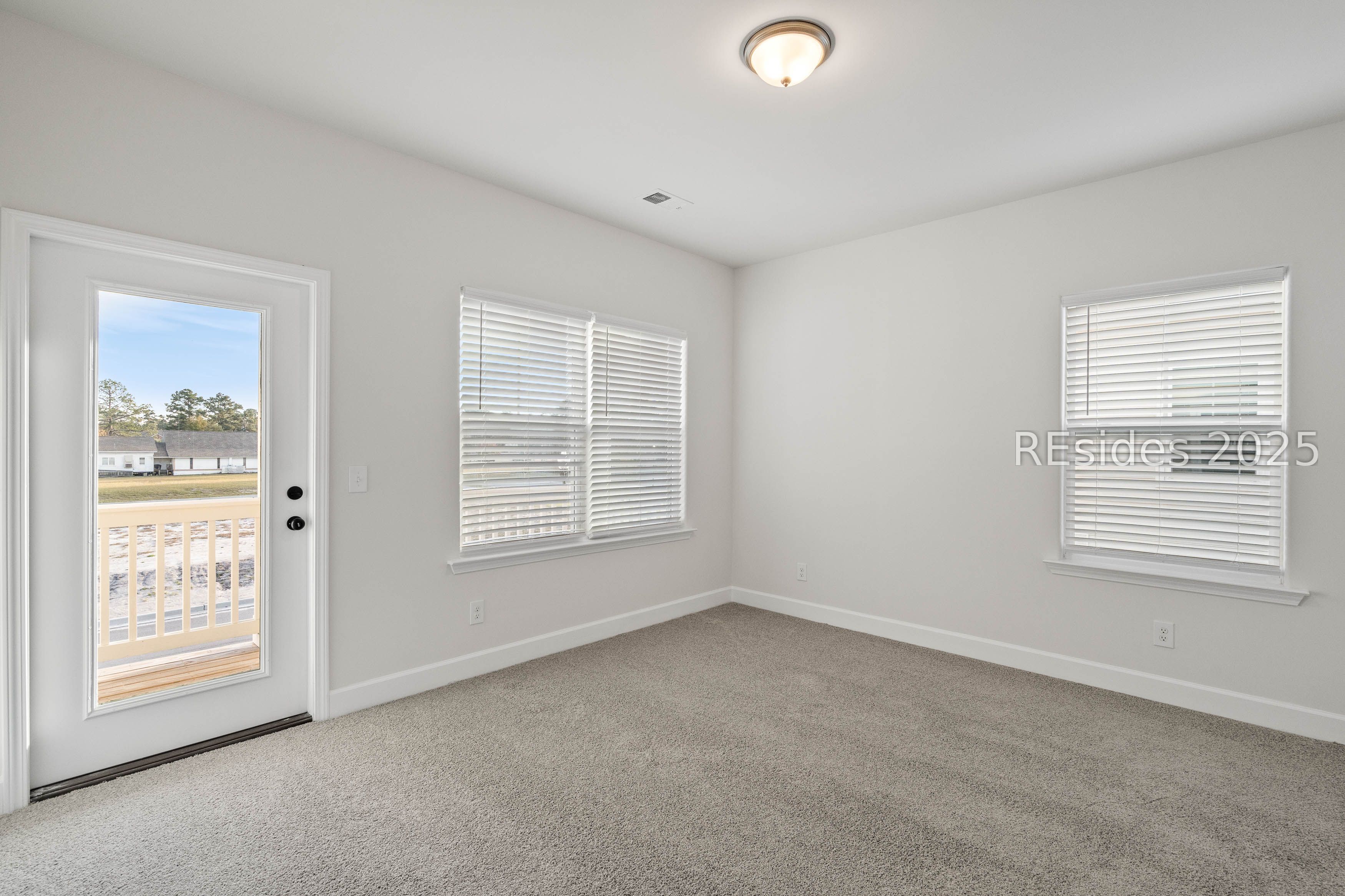 Ridgeland, South Carolina 29936, United States, 3 Bedrooms Bedrooms, ,3 BathroomsBathrooms,Residential,Active,212644