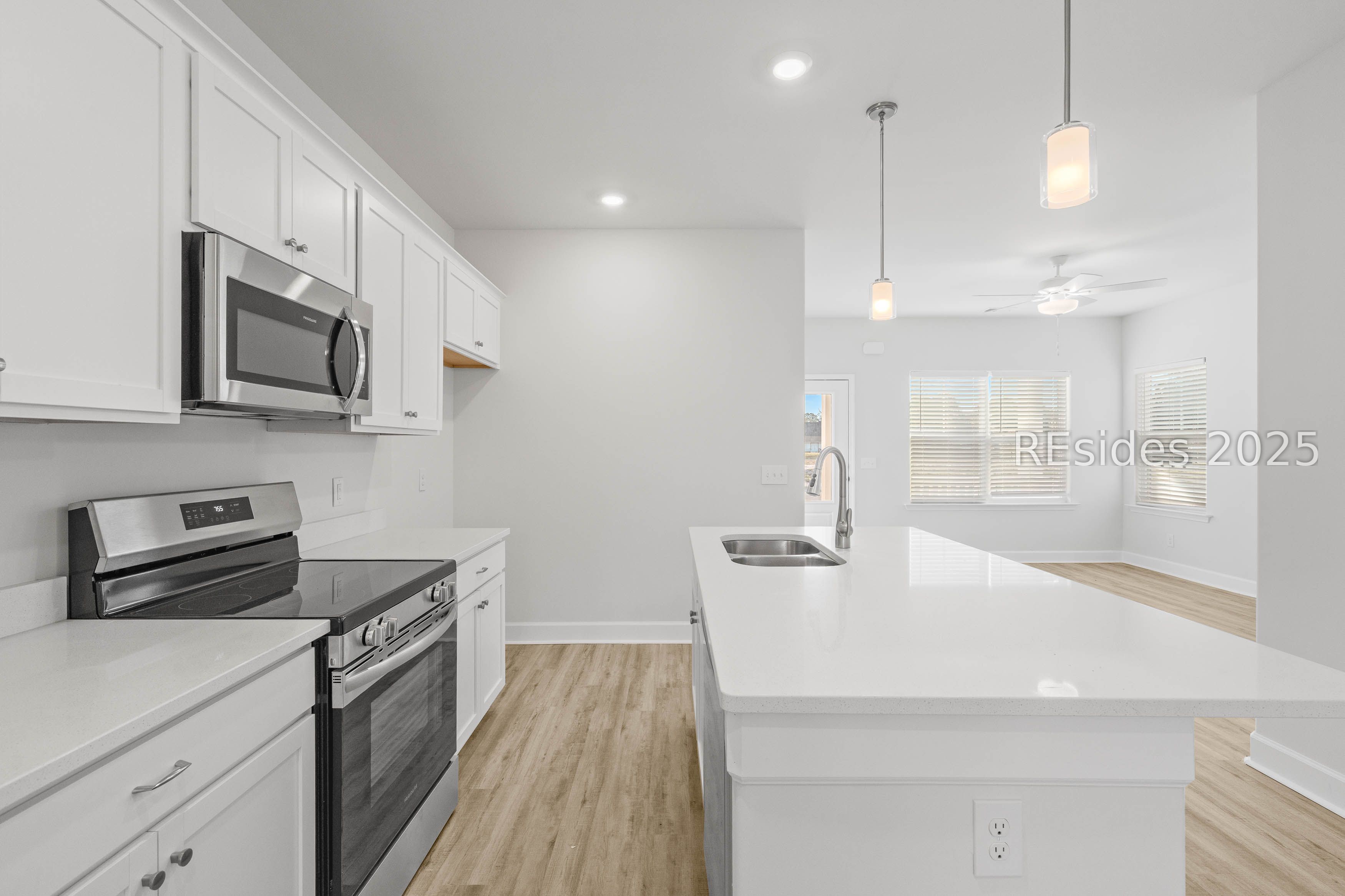 Ridgeland, South Carolina 29936, United States, 3 Bedrooms Bedrooms, ,3 BathroomsBathrooms,Residential,Active,212644