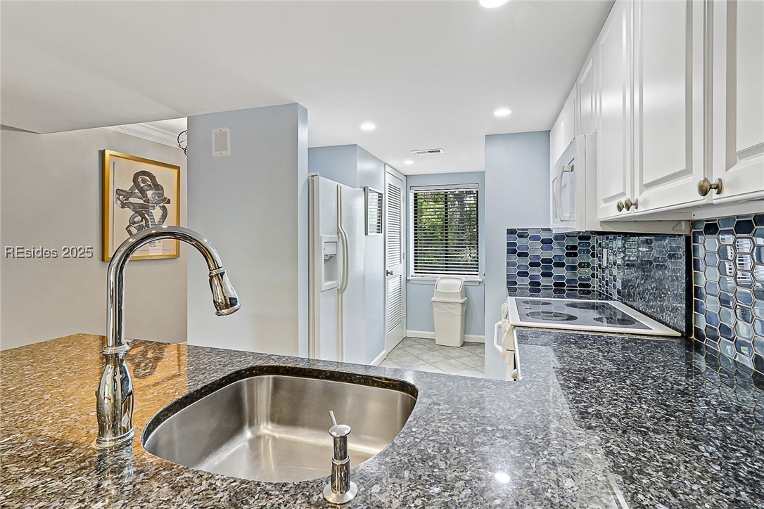 26 S Forest Beach Drive #54, Hilton Head Island, Texas image 11