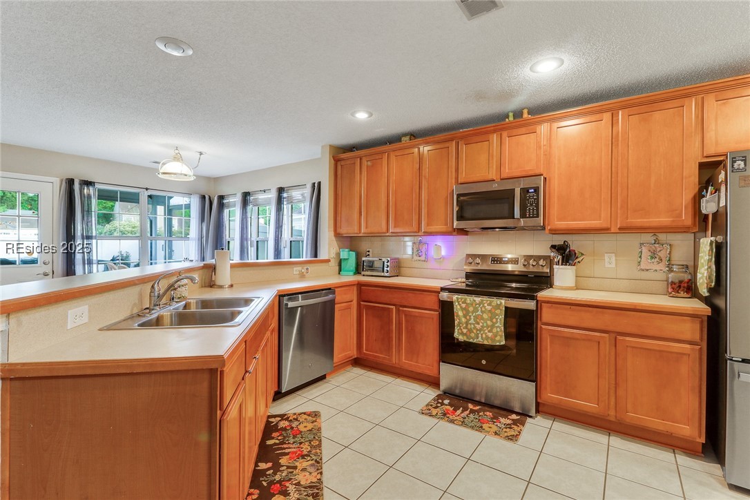 463 Live Oak Walk, Bluffton, Texas image 6