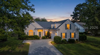 Single Family Residence at 14 S Point Court