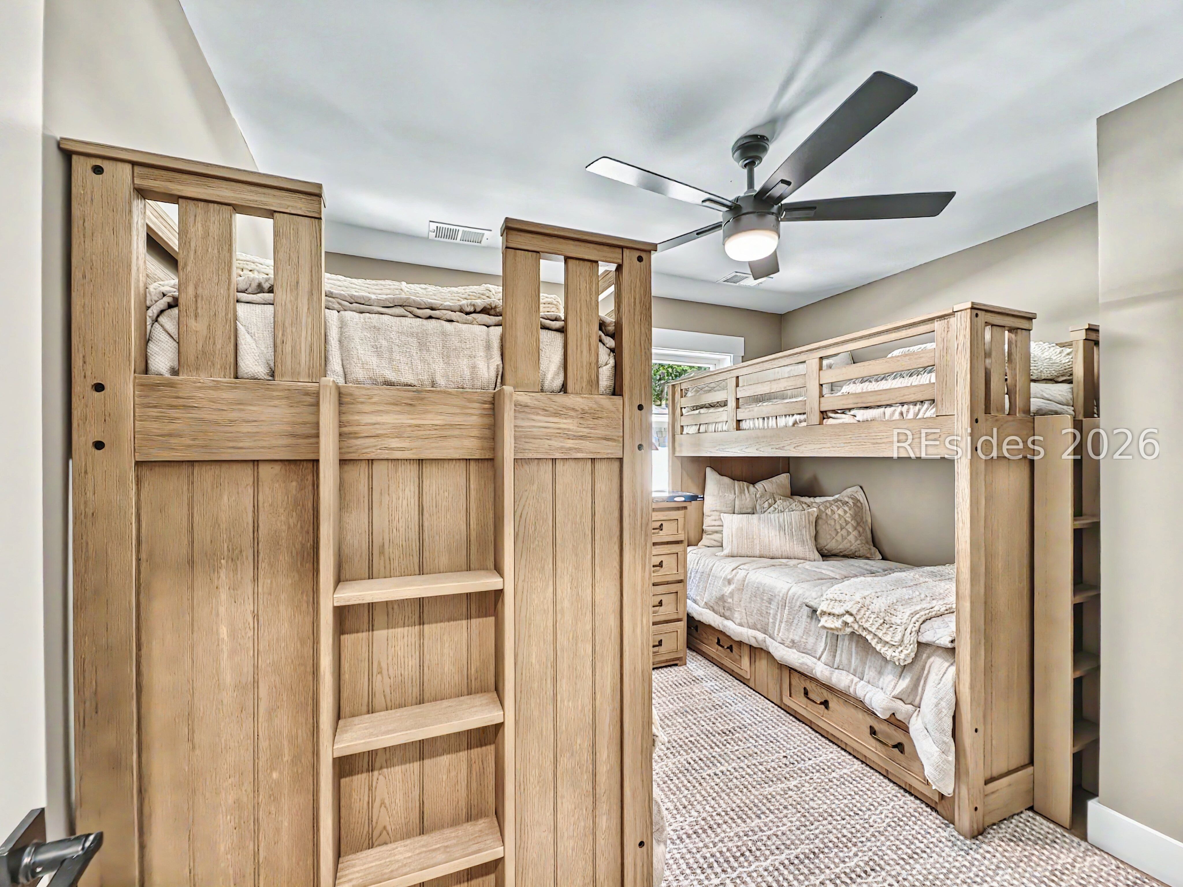 37 Oleander St, Hilton Head Island, SC, 29928, USA, 7 Bedrooms Bedrooms, ,5 BathroomsBathrooms,Residential,Active,37 Oleander St,509321
