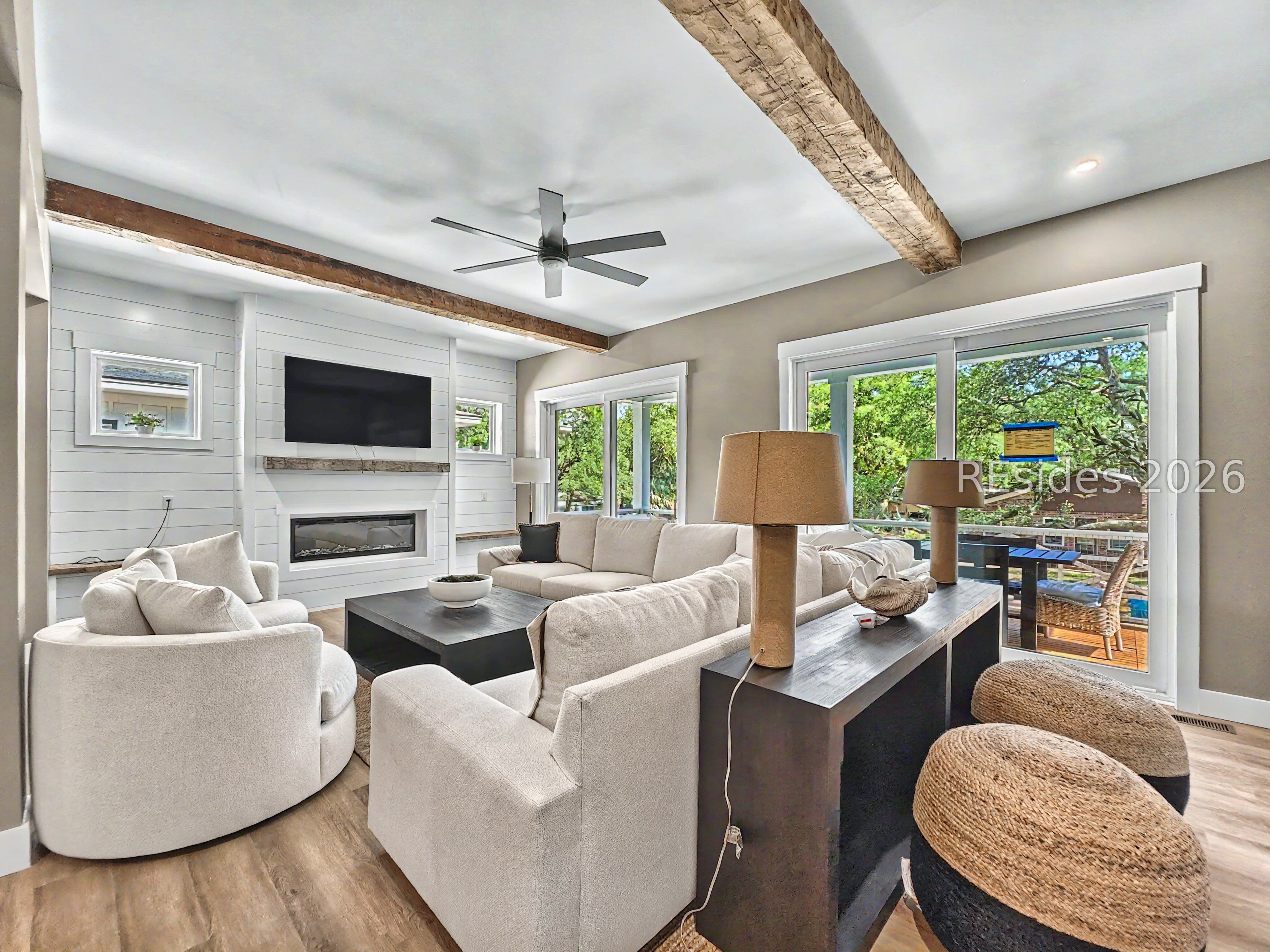 37 Oleander St, Hilton Head Island, SC, 29928, USA, 7 Bedrooms Bedrooms, ,5 BathroomsBathrooms,Residential,Active,37 Oleander St,509321
