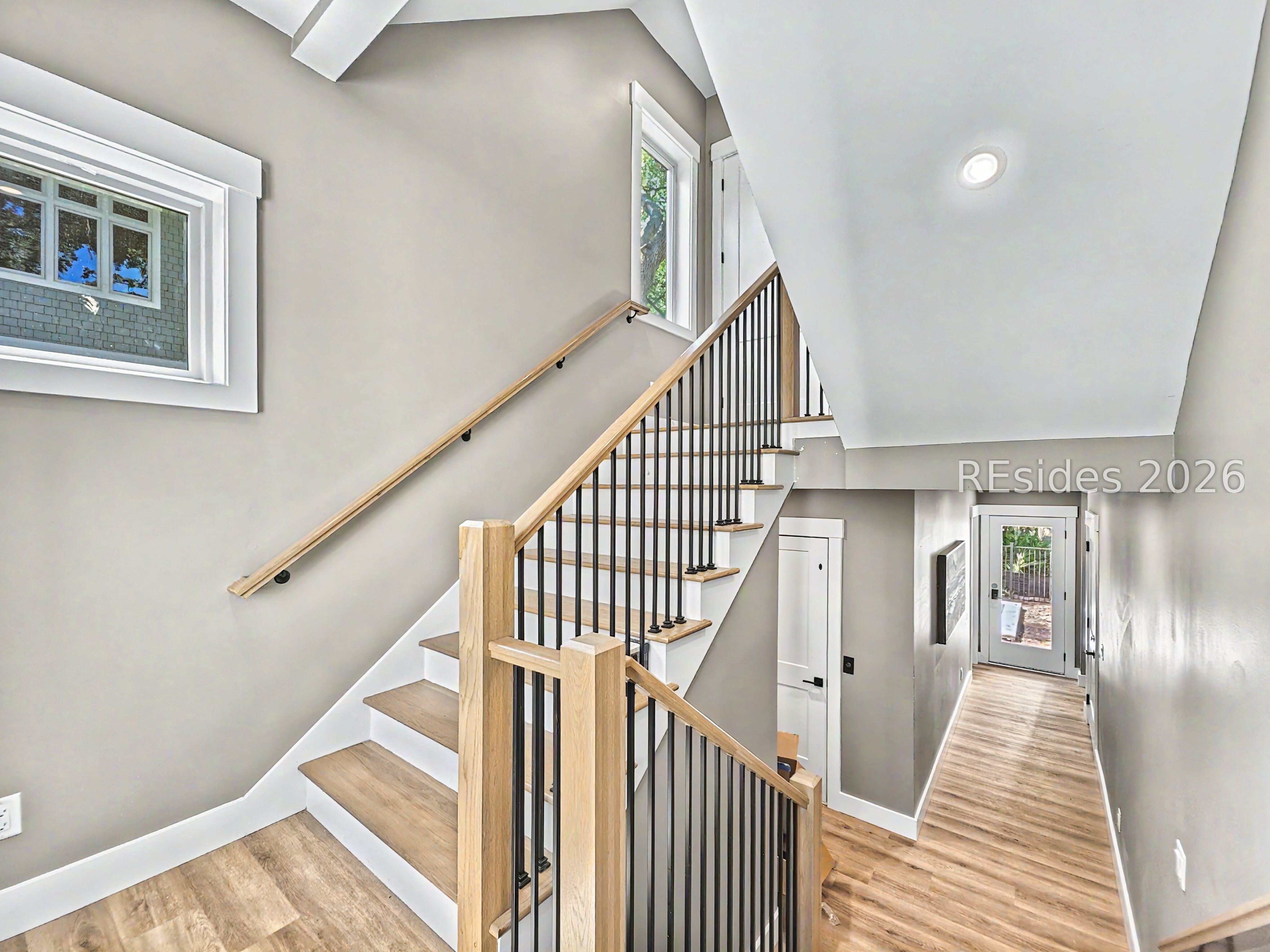 37 Oleander St, Hilton Head Island, SC, 29928, USA, 7 Bedrooms Bedrooms, ,5 BathroomsBathrooms,Residential,Active,37 Oleander St,509321