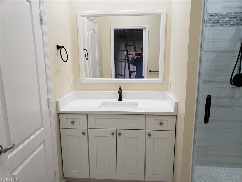 SAN CARLOS PARK - Residential Lease