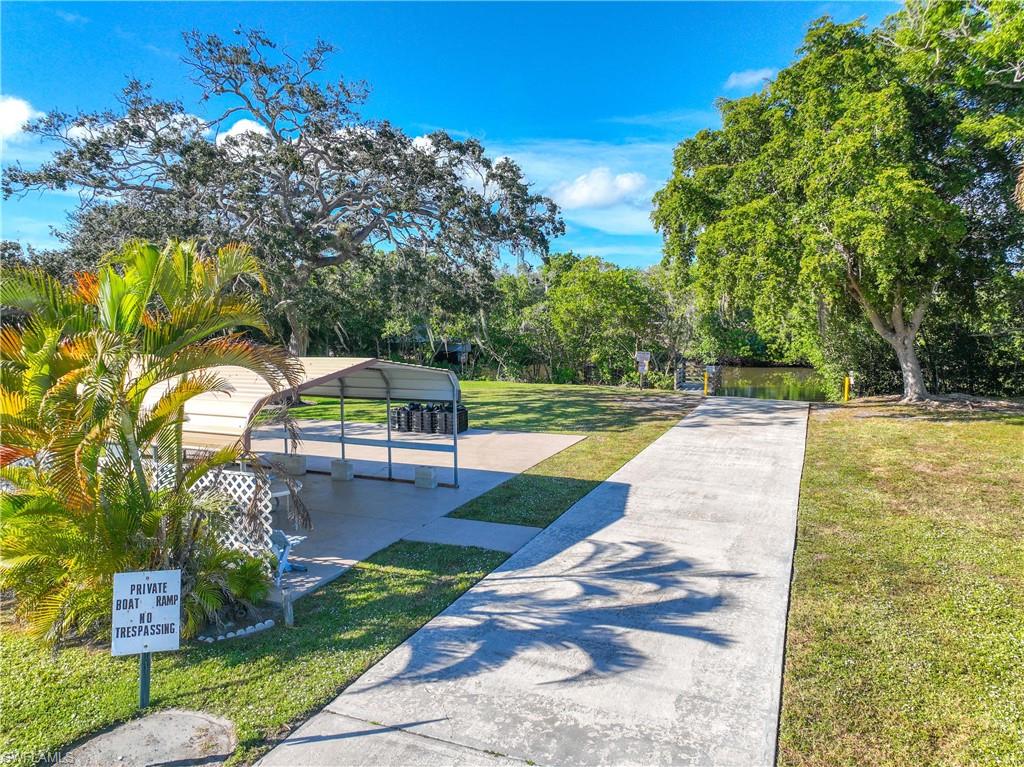 RIVERWOOD - Residential