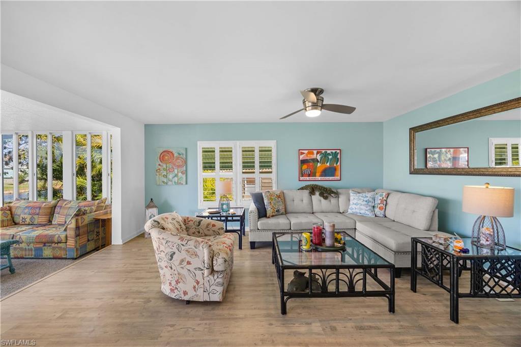 RIVERWOOD - Residential