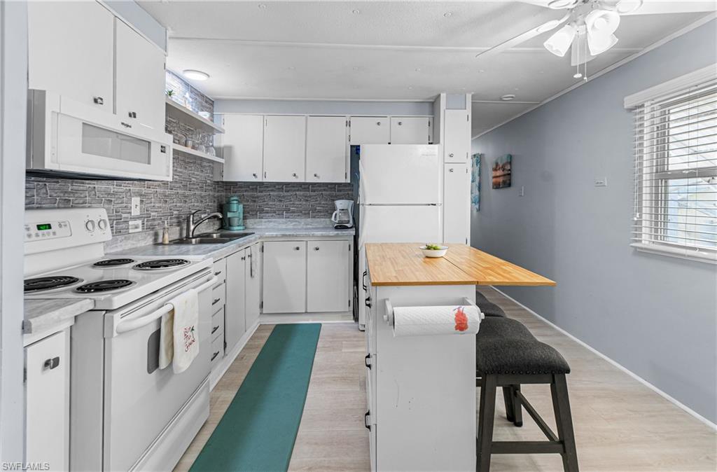 SUN-N-FUN MOBILE HOME VILLAGE - Residential