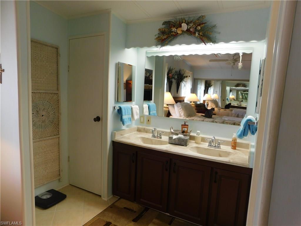 RIVIERA COLONY GOLF ESTATES - Residential