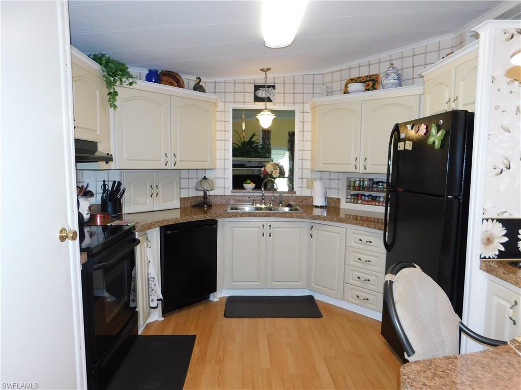 RIVIERA COLONY GOLF ESTATES - Residential