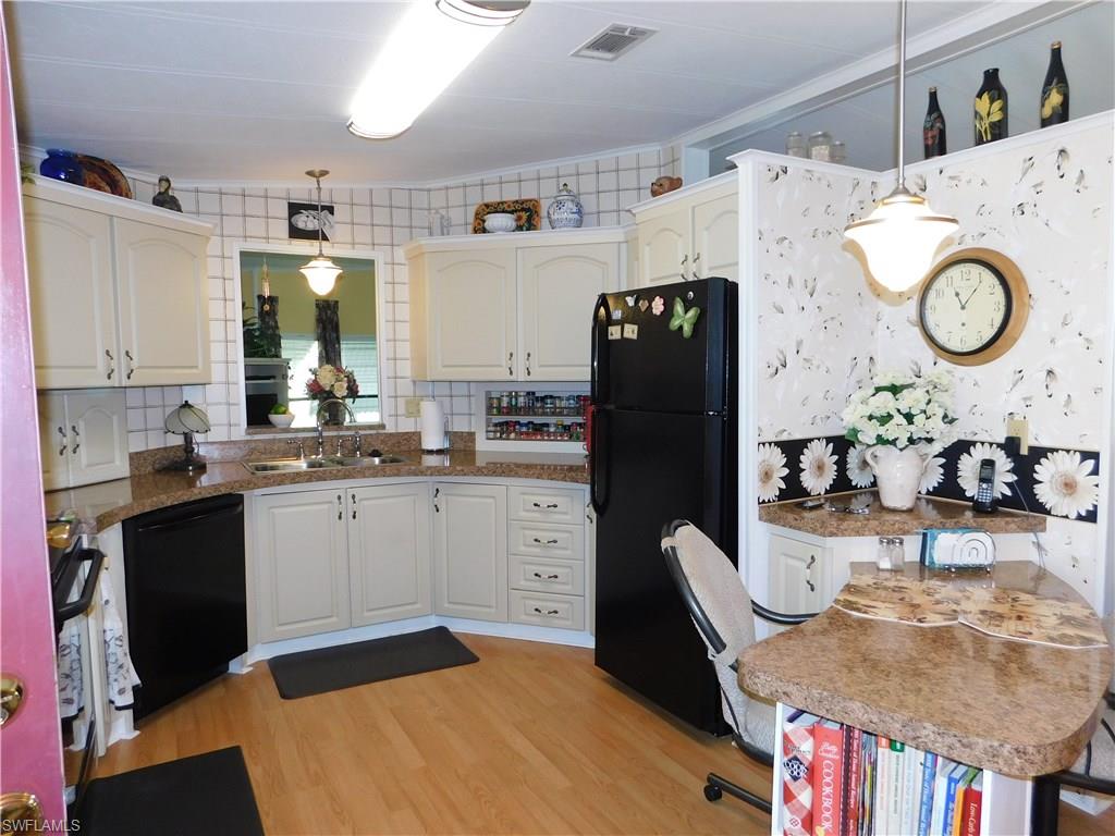 RIVIERA COLONY GOLF ESTATES - Residential