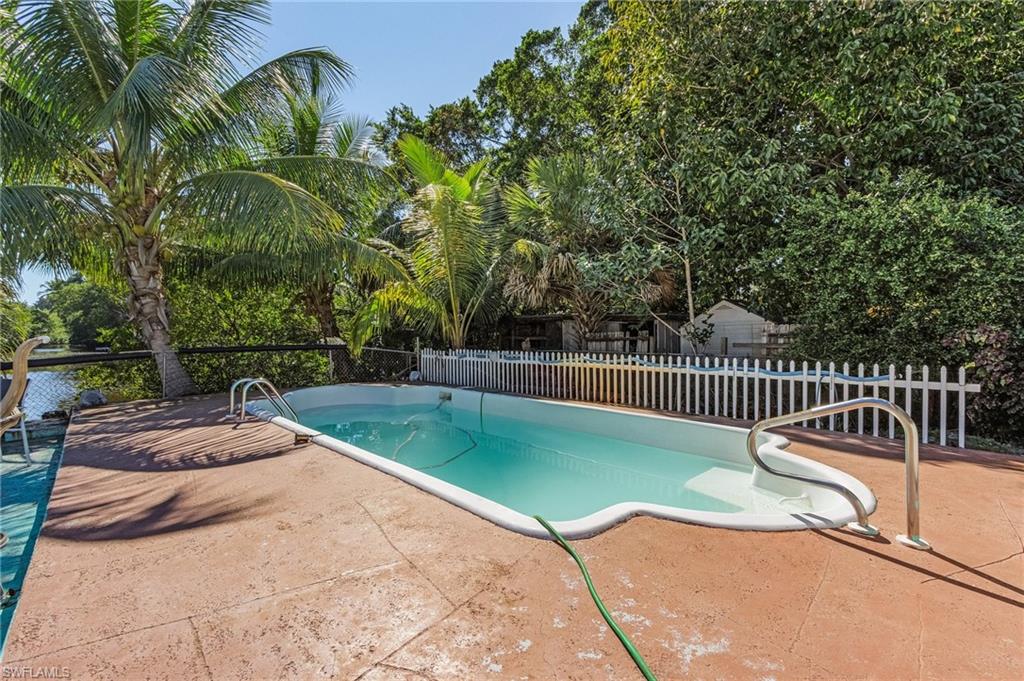 HALDEMAN CANAL HOMESITES - Residential