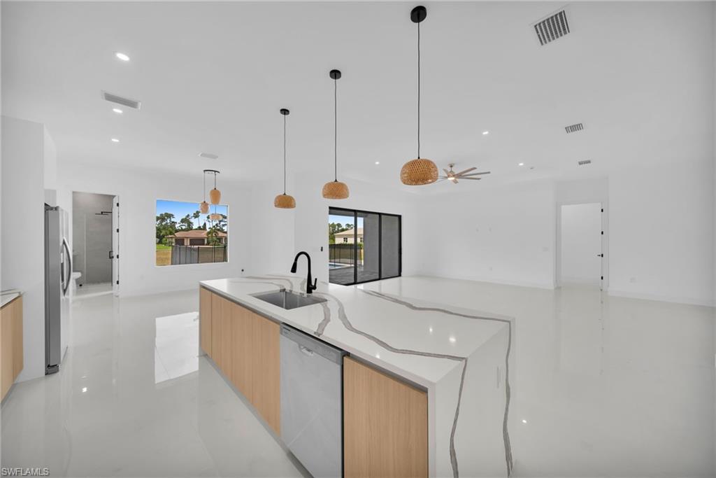 PUNTA GORDA - Residential