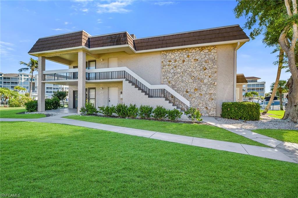 CROWS NEST - Residential