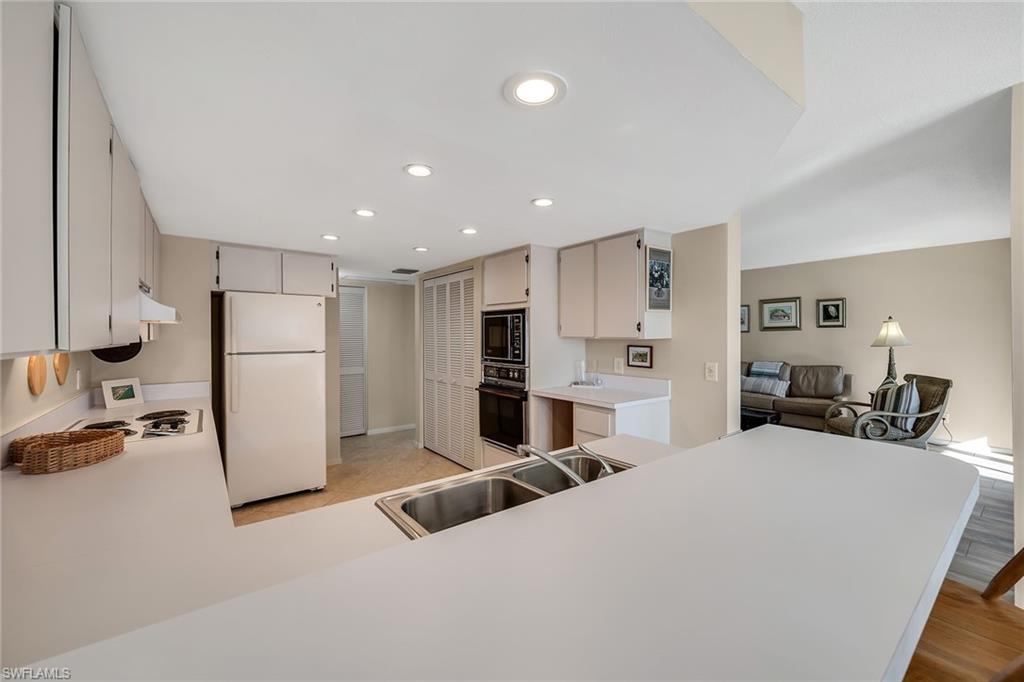 CROWS NEST - Residential