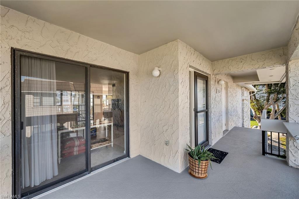 CROWS NEST - Residential