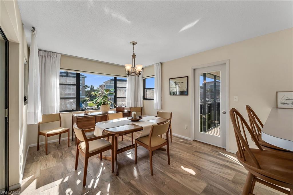 CROWS NEST - Residential