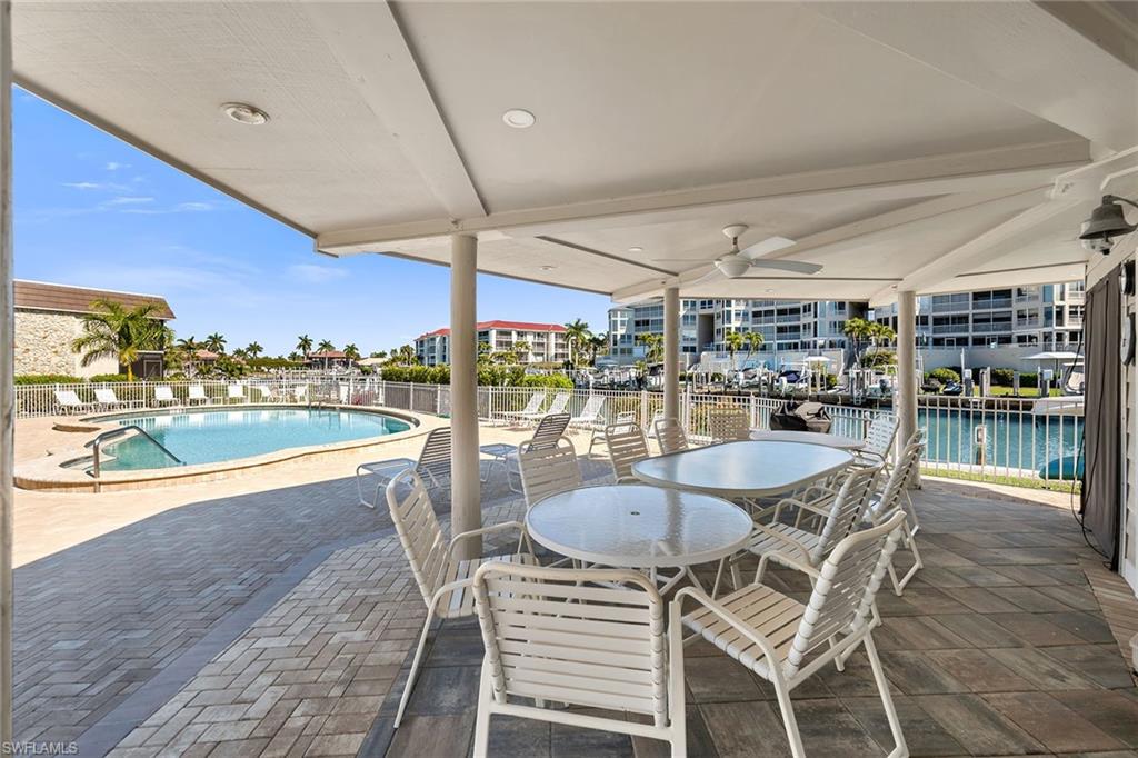 CROWS NEST - Residential