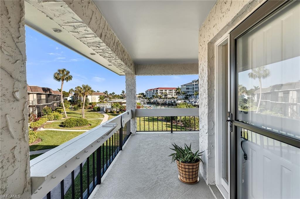 CROWS NEST - Residential