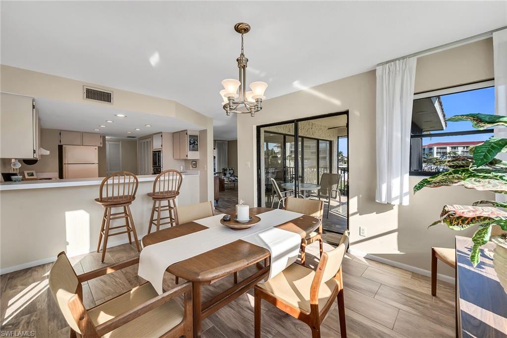 CROWS NEST - Residential