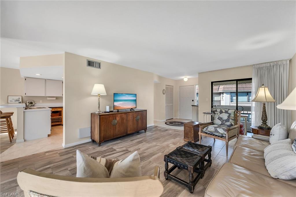 CROWS NEST - Residential