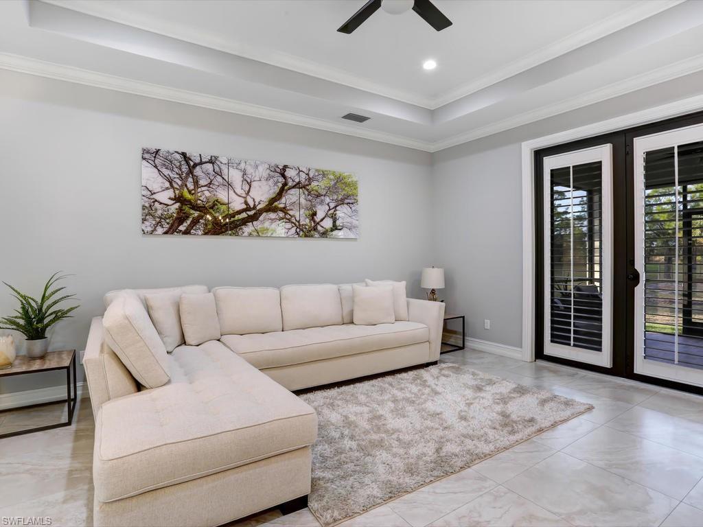 GOLDEN GATE ESTATES - Residential